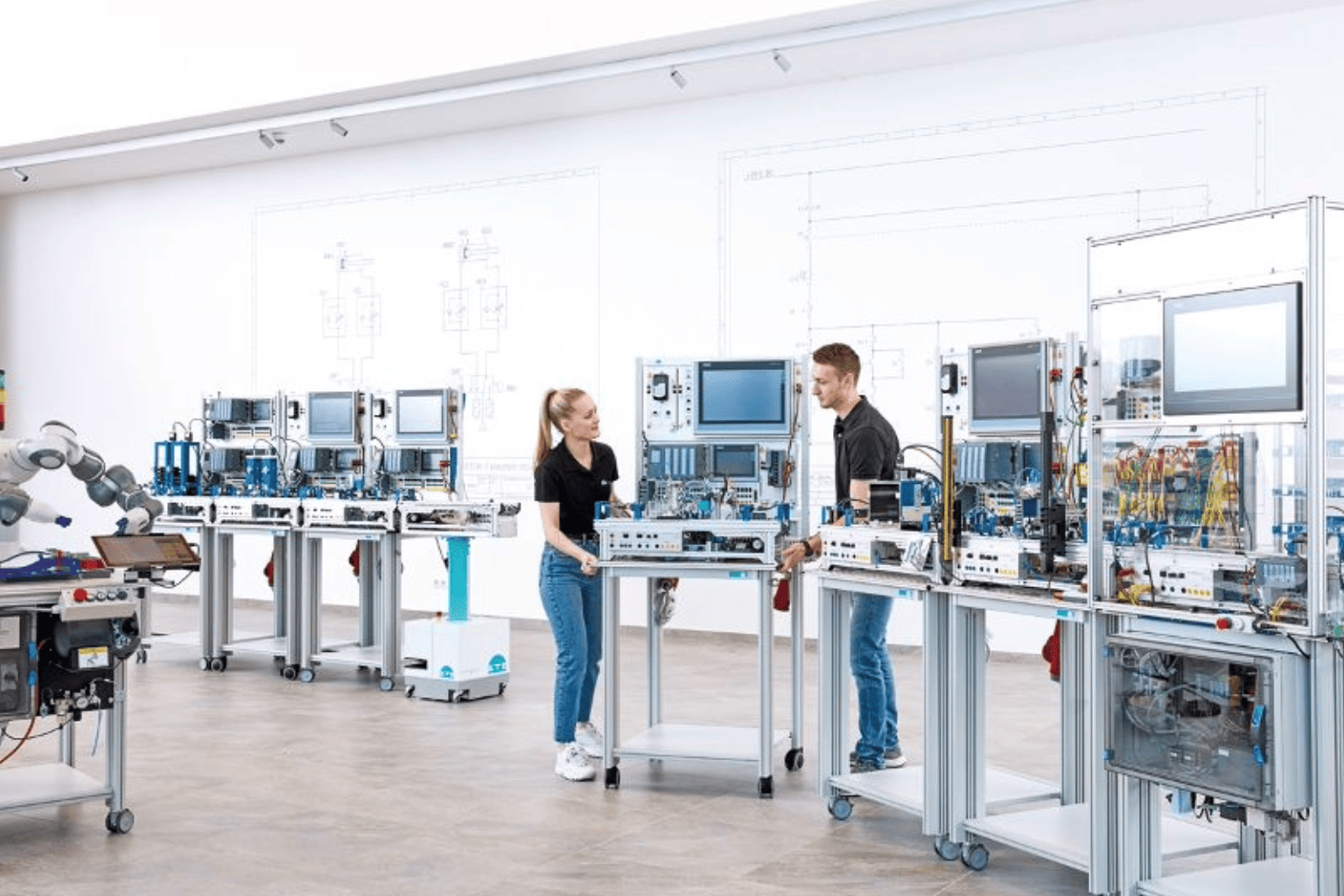 Nuovo Avviso POC “Per la Scuola” - Laboratori Innovativi negli Istituti Tecnici e Professionali