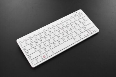 Personal computer Raspberry Pi 400 (USA) (fuori – DFR0769