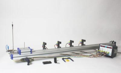 Equivalenza di massa inerziale e massa gravitazionale con la pista dimostrativa e il timer 4-4