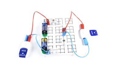 Collegamento in serie e parallelo di sorgenti di tensione con Cobra SMARTsense