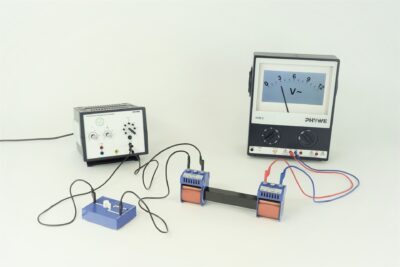 Generazione di tensione indotta con un elettromagnete (DEMO)
