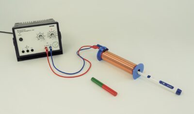 Direzione di un campo magnetico di una bobina con Cobra SMARTsense
