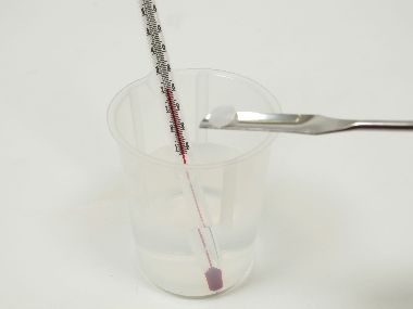 Preparazione e proprietà della soluzione di idrossido di sodio