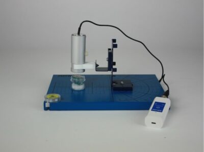 Minerali radioattivi come fonti di diversi tipi di radiazioni con Cobra SMARTsense