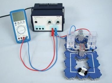 Generazione di energia elettrica utilizzando una cella a combustibile PEM
