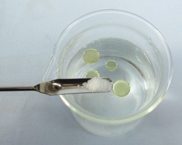 Comportamento dei sali rispetto a solventi di diversa polarità