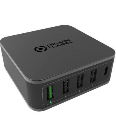 Power station con quattro porte USB-A e una porta USB-C, potenza massima 60 Watt, tecnologia Power Delivery
