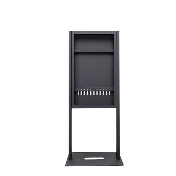 Window Gate 75″